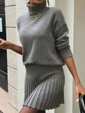 Casual turtleneck knitted long-sleeved short skirt set