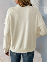 Long-sleeved texture embroidered patchwork top