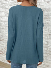 Loose V-neck oversized long-sleeved shirt