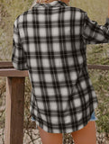 V-neck lapel loose-fitting women's plaid shirt