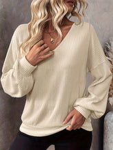 Casual and comfortable knitted T-shirt top