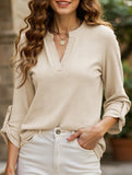 V-neck three-quarter sleeve button loose T-shirt