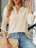 V-neck three-quarter sleeve button loose T-shirt