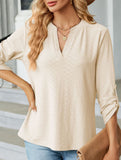 V-neck three-quarter sleeve button loose T-shirt
