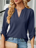 V-neck three-quarter sleeve button loose T-shirt