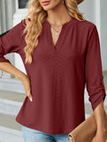 V-neck three-quarter sleeve button loose T-shirt