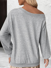 Versatile off-shoulder gray long-sleeved sweatshirt