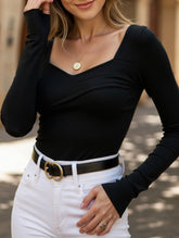 Backless long-sleeved T-shirt