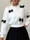 Simple bow-tie cropped sweatshirt