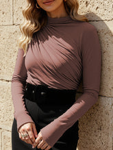 Versatile ruched long-sleeved T-shirt