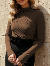 Versatile ruched long-sleeved T-shirt