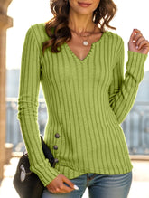 Fashionable V-neck long-sleeved knitwear