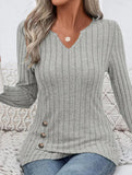 Fashionable V-neck long-sleeved knitwear