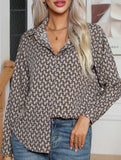 Fashionable geometric print shirt for women_CWTBLL02306