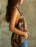 Halter Geometric Print Top_CWTHT00109