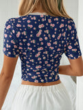 Spicy and versatile casual floral top for women