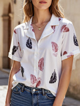 Suit Collar Feather Detail Shirt ??Short Sleeve Loose Fit, S?“XL