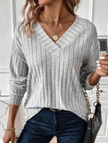 V-Neck Knit Long Sleeve Solid Color Top_CWTTL01110