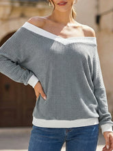 V Neck Cold Shoulder Knit Top_CWTTL01207