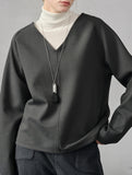 V Neck Reversible Loose Fit Sweatshirt_CWTTL01217