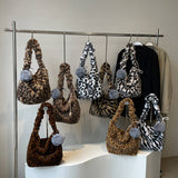 Winter Leopard Print Shoulder Crossbody Plush Bag_Cwab3913
