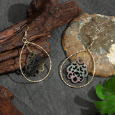 NATURAL SEA SHELL FLOWER SHAPED HOLLOW EARRINGS_CWMM4319