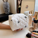 NEW ARRIVAL BOWKNOT HAND HELD COSMETIC BAG_CWAB4370