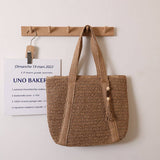 SOLID COLOR ONE SHOULDER BEACH STRAW BAG_CWAB1866