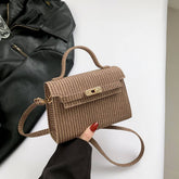 NICHE FASHION RETRO MESSENGER BAG_CWAB3295