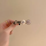 RETRO PEARL RHINESTONE DUCKBILL CLIP BANGS CLIP_CWAHA4024