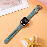 ENGRAVED CHECKERED SILICONE APPLE WATCH9 1 STRAP_CWASC1562