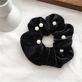 PEARL FUZZY HAIR SCRUNCHIES_CWAHA0382