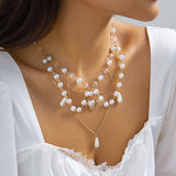 PEARL BEADED NECKLACE WITH PENDANT_CWAJE1157