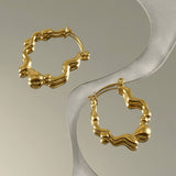 GOLD SIMPLE HUGGIE HOOP EARRINGS_CWAJE0577