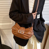 Fashionable Pleated Studded Shoulder Bag_Cwab1578