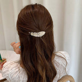 PEARL FEATHER HAIR CLIP GOLD FROG BUCKLE SIDE PIN_CWAHA4704