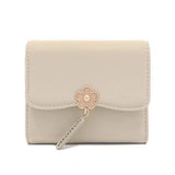 Minimalist Floral Pendant Trifold Wallet_Cwab06238