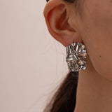 GEOMETRIC STAINLESS STEEL WRINKLE STUD EARRINGS_CWMM2353