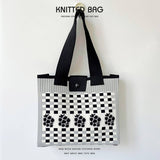 CHECKERBOARD FLORAL KNITTED SHOULDER BAG_CWAB2391