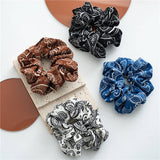 PAISLEY PRINT SCRUNCHIES_CWAHA0351