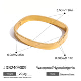STAINLESS STEEL CURVED CLASP BANGLE SLEEK STYLE_CWAJE4661