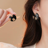 ROUND HOLLOW FLOWER FASHION EARRINGS_CWASC1329