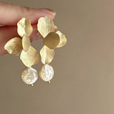 PETAL FLOWER PEARL FASHION EARRINGS_CWAJE2055
