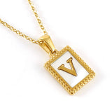 18K GOLD STAINLESS STEEL LETTER SHELL NECKLACE_CWAJE0685