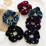 PEARL FUZZY HAIR SCRUNCHIES_CWAHA0382