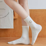 White New Embroidered Simple Middle Socks_Cwms0910