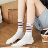 AUTUMN AND WINTER RAINBOW STRIPED SOCKS_CWMS0907