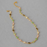 COLORED FACETED CRYSTAL GLASS NECKLACE_CWAJE2117