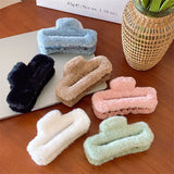 FAUX RABBIT FUR HAIR CLAW ELEGANT WINTER STYLE_CWABE0198
