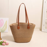 HOLLOW STRIPED ONE SHOULDER BEACH STRAW BAG_CWAB1867